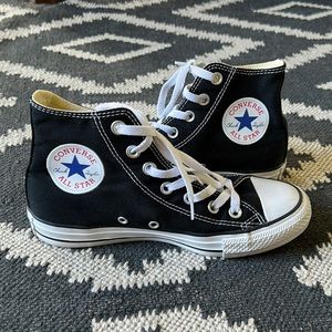 Chuck Taylors All Star Classics 6.5